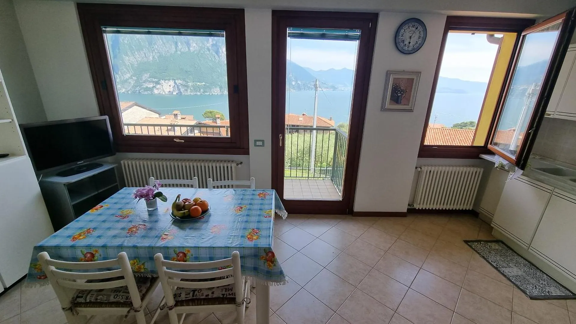 別荘 Iseo Lake Casa Aria リーヴァ・ディ・ソルト