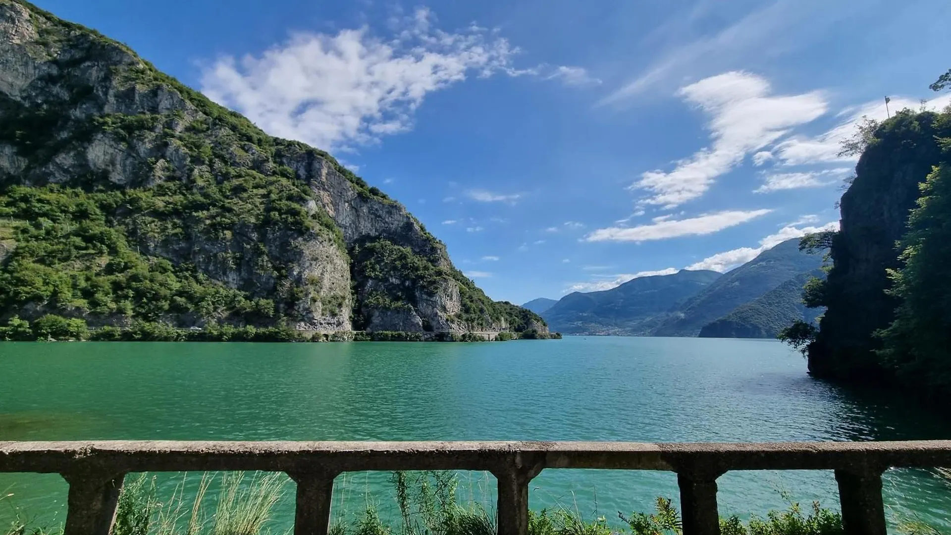 別荘 Iseo Lake Casa Aria リーヴァ・ディ・ソルト